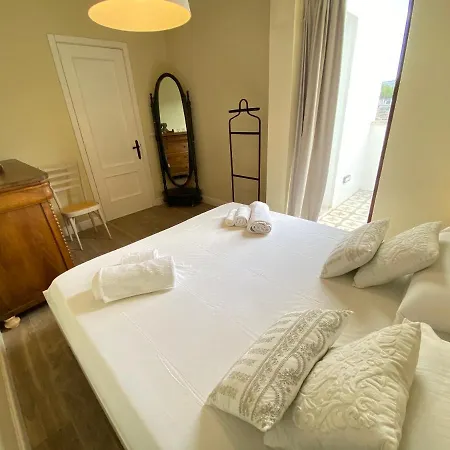 Design House & Terrace