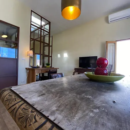 Design House & Terrace شقة *