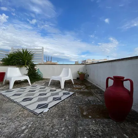 Design House & Terrace *